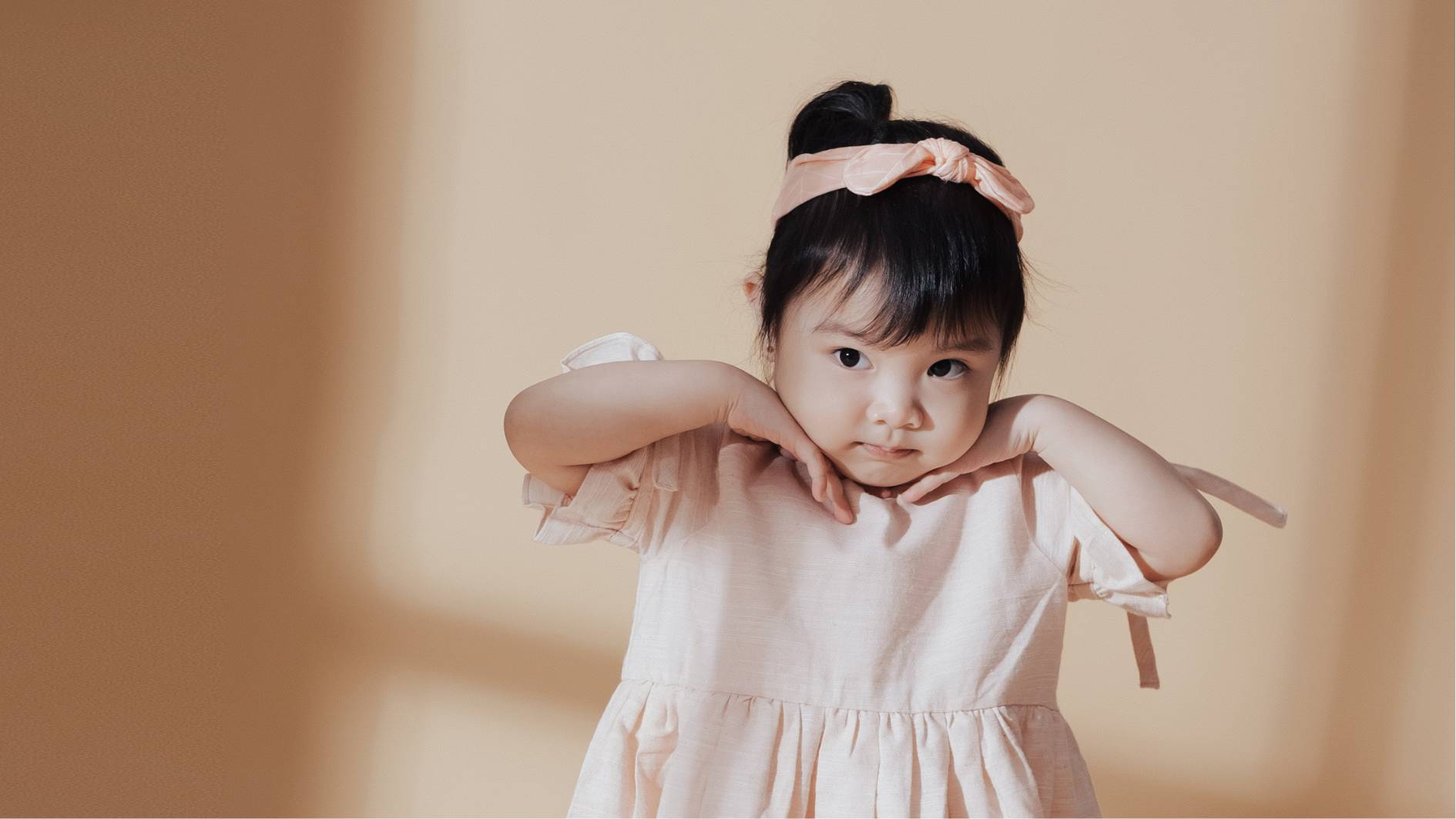 Mắt lác là hiện tượng hai con ngươi không ở vị trí cân đối