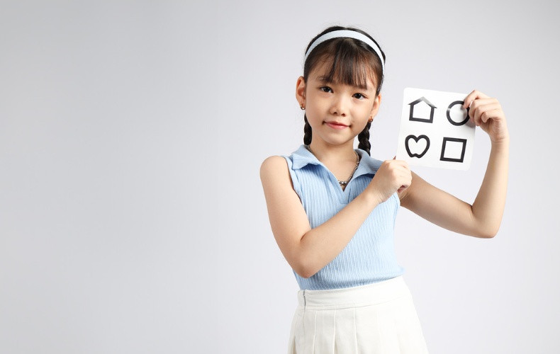 Thời gian khám mắt định kỳ nên là bao lâu ?