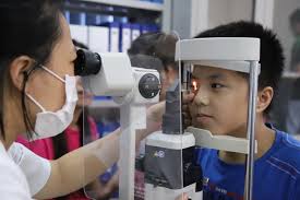 kiểm soát cận thị
