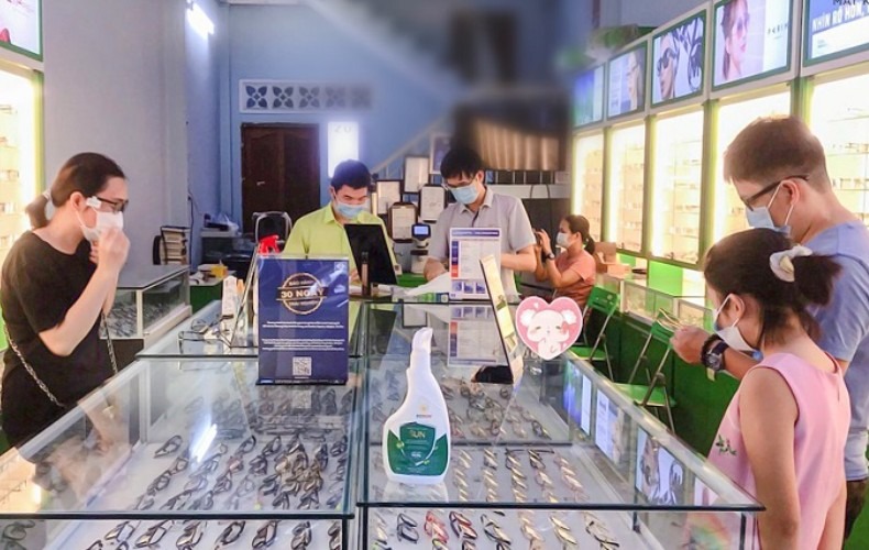 Mua gọng kính Miraflex chính hãng ở đâu?